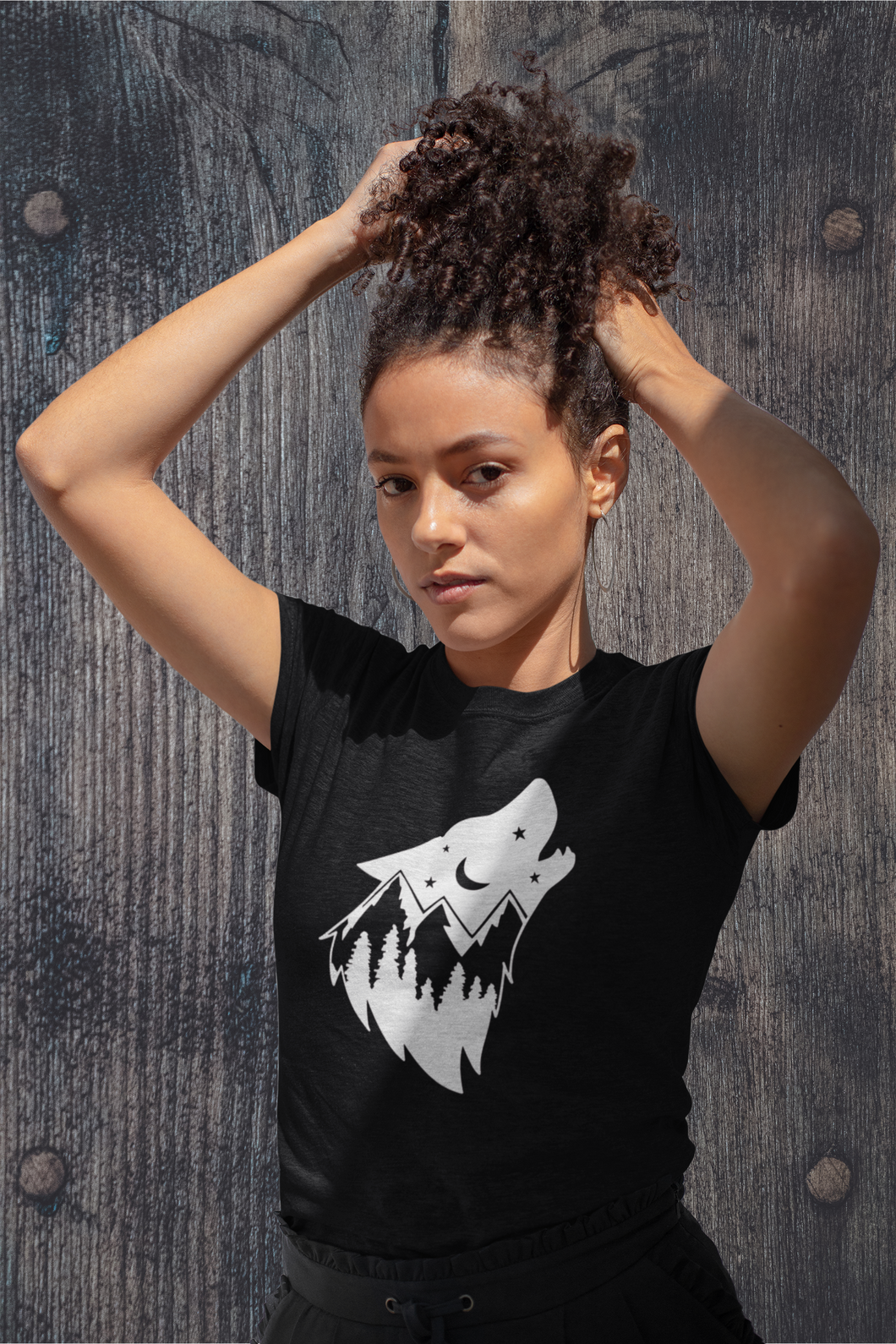 Wolf Silhouette Women's T Shirt HTV - Howling Wolf 2-D-n-R Design